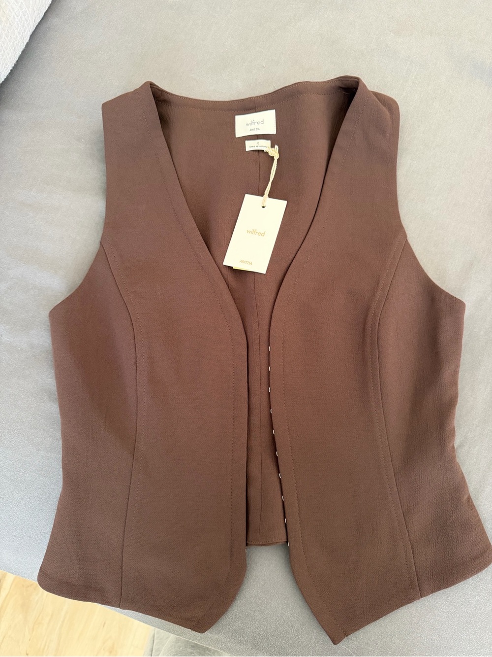 Wilfred Brown Tailored V-Neck Sleeveless Vest